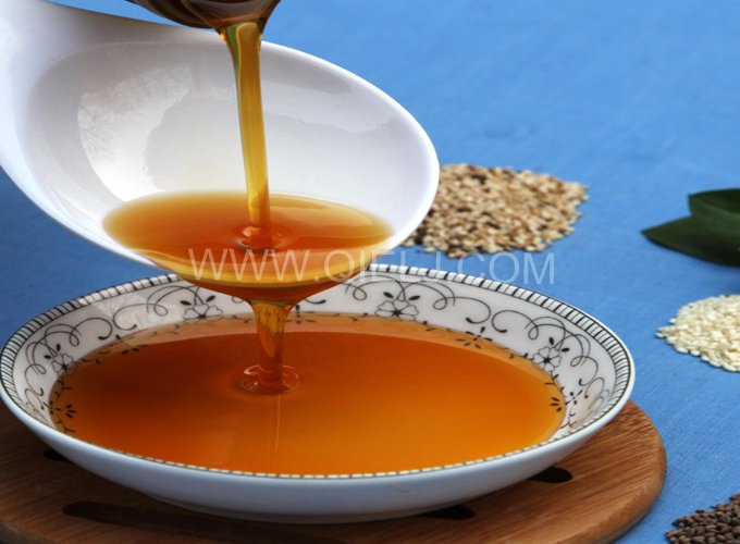 芝麻油提取加工，企鵝糧油機械生產色香味俱佳的油脂(圖1)
